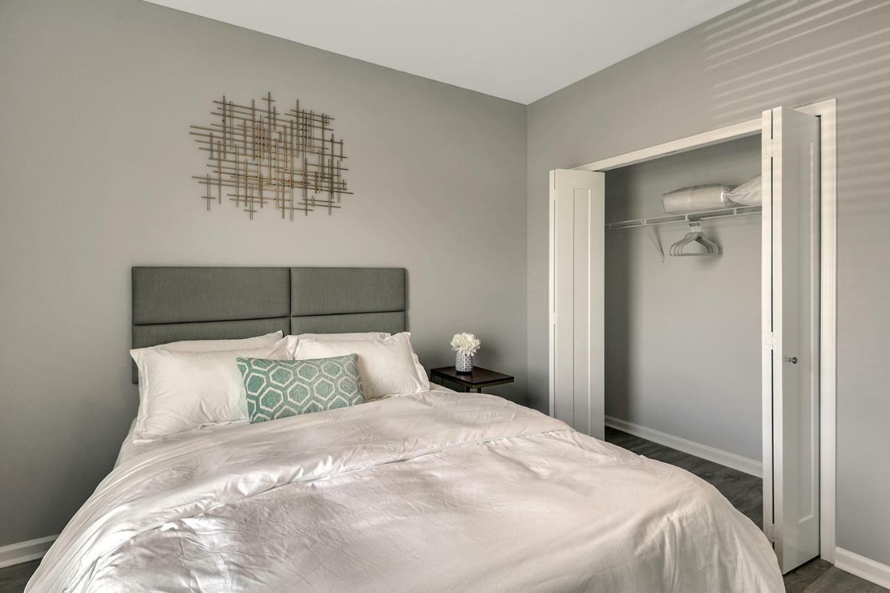 New 3/2 Duplex Minutes From Heart Of Tampa -Unit B Appartement Buitenkant foto